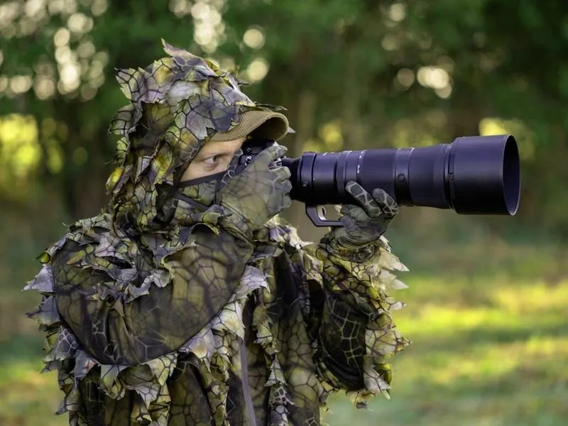 Jak wybrać najlepszy obiektyw do fotografii ptaków?