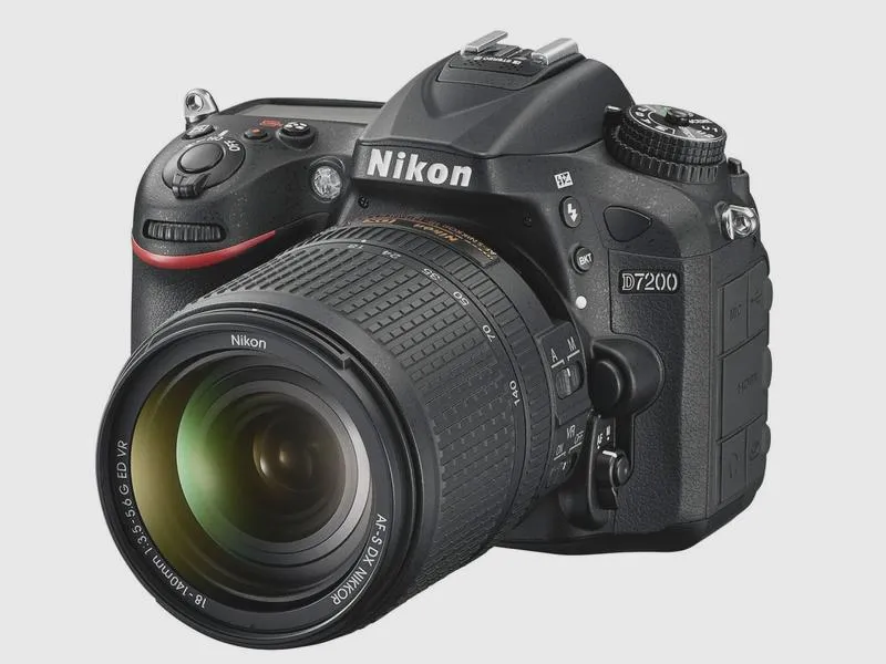 Obiektyw do Nikona D7200